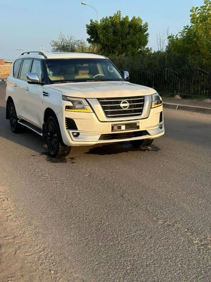 Nissan Patrol 2014, robuste et fiable à Djibouti, photo 1