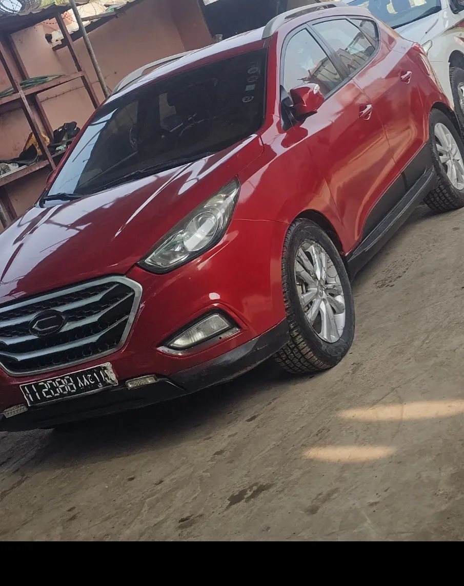 Hyundai Tucson 2014 diesel automatique en bon état à Djibouti listing photo