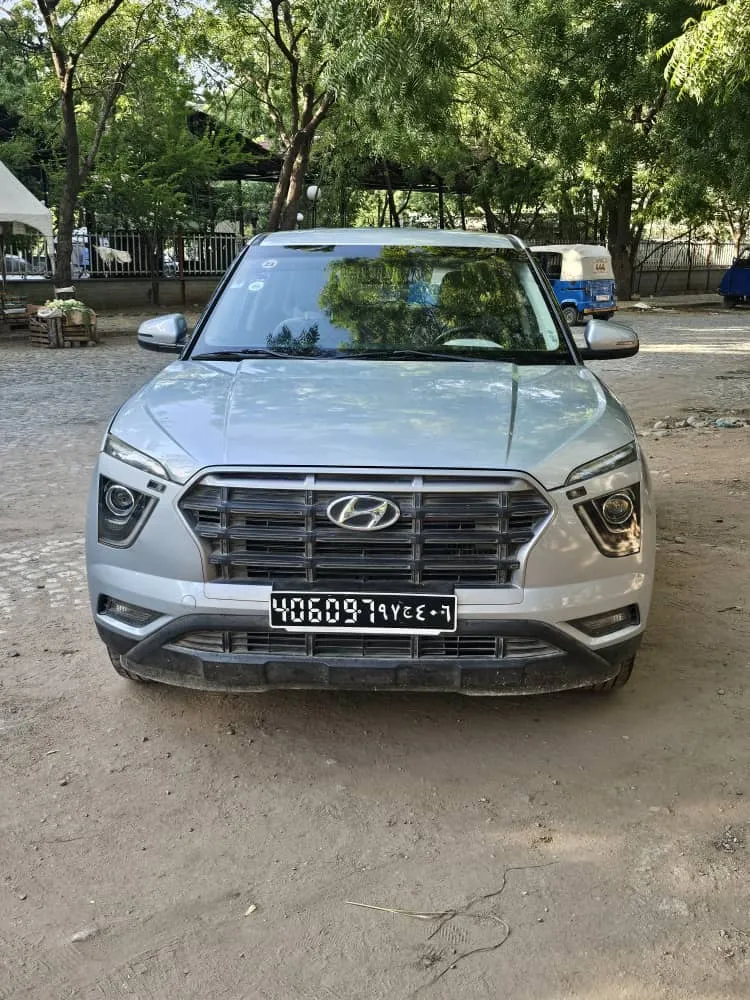 Hyundai Creta 2023, essence, boîte automatique à Djibouti, photo 1