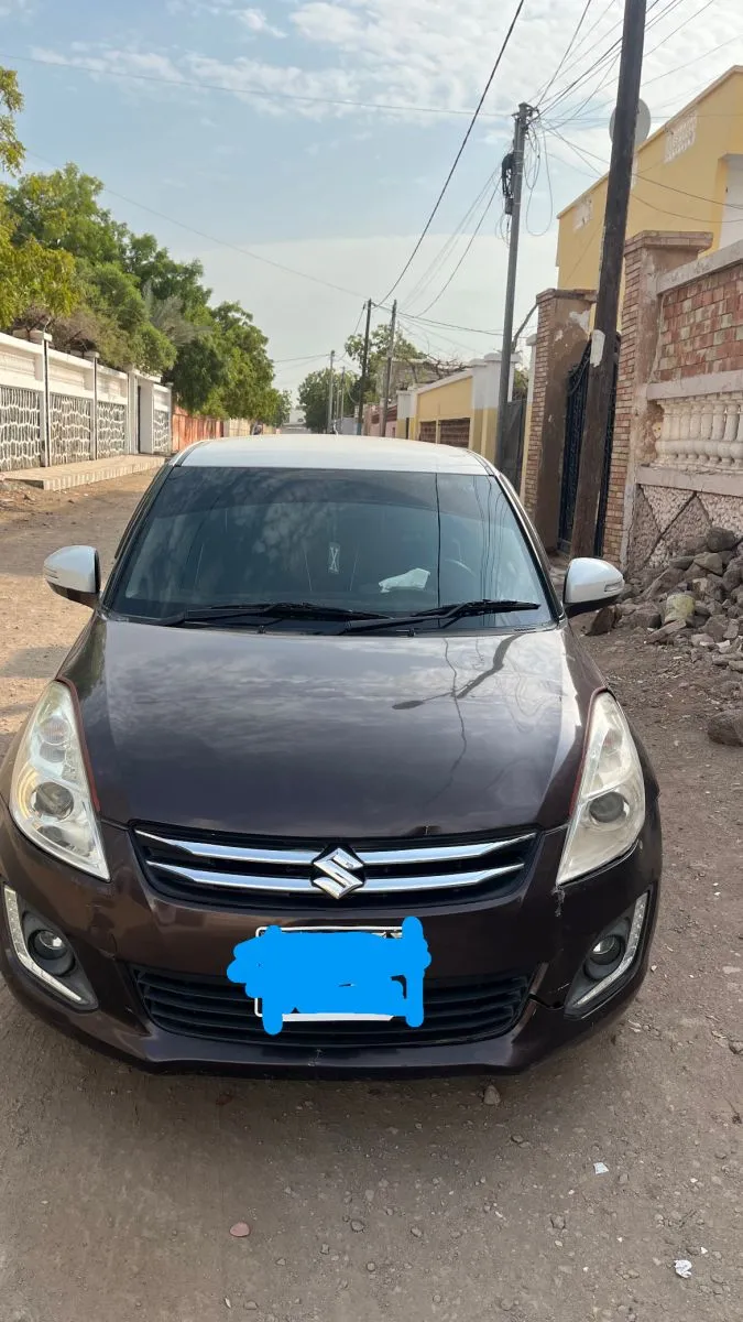 Suzuki Swift 2019 essence boîte automatique climatisation fonctionnelle à Djibouti listing photo
