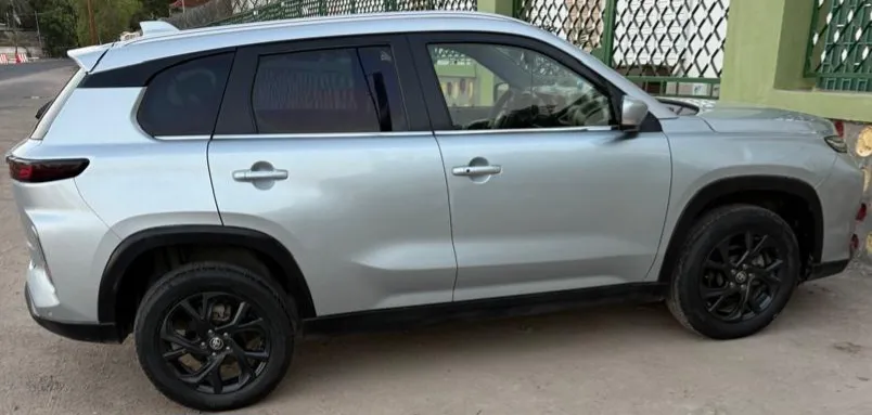Toyota Urban Cruiser 2023 essence, SUV automatique à Djibouti, photo 1