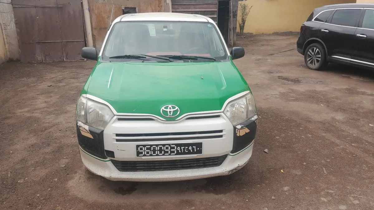 Toyota Probox essence, boîte automatique, parfait état à Djibouti listing photo