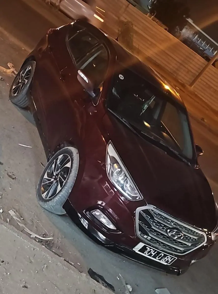 Hyundai Tucson 2015 diesel automatique climatisé à Djibouti listing photo