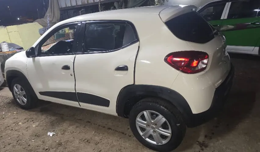 Renault Kwid 2021, berline manuelle en bon état à Djibouti listing photo