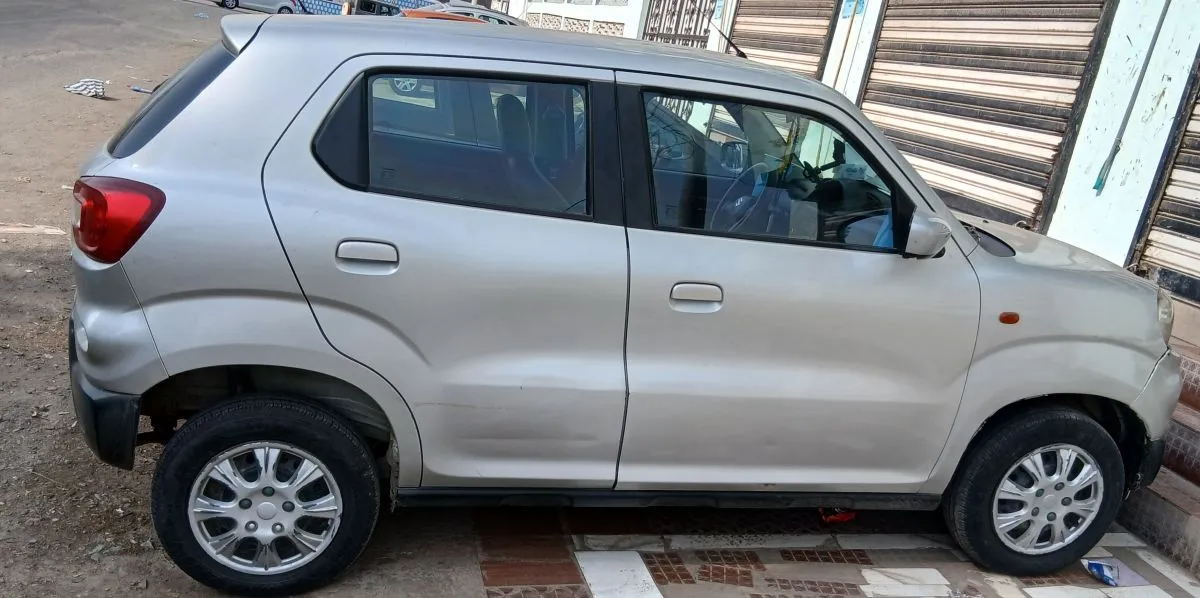 Suzuki Spresso 2020 essence, boîte manuelle, climatisée à Djibouti listing photo