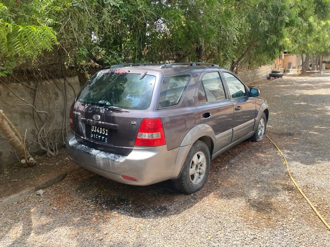 Kia Sorento 2009 diesel turbo à réparer moteur culasse à Djibouti listing photo